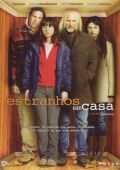 Estranhos em Casa